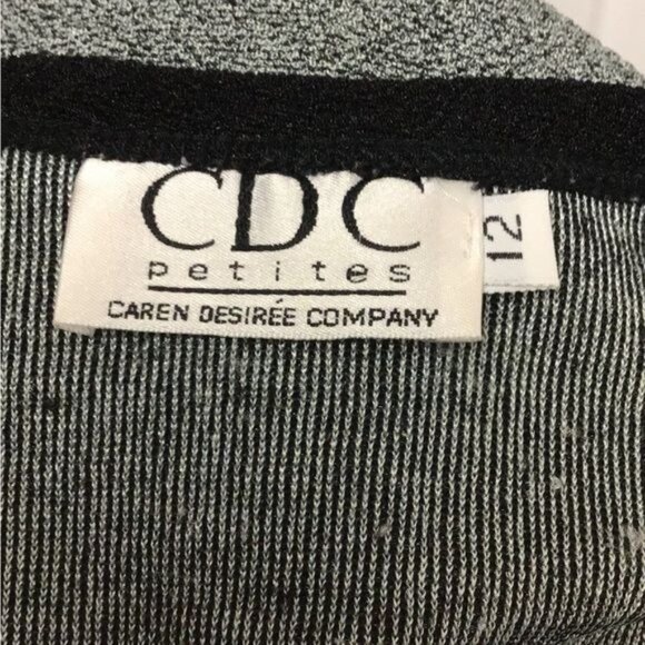 CDC Vintage Women’s Long Sleeve Button Front Pullover Knit Top, Gray, size 12P - Picture 5 of 5